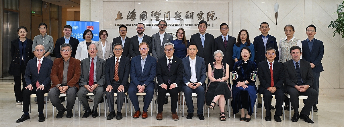 Group Photo at the International Conference of China-Europe and Cross-Strait Relations