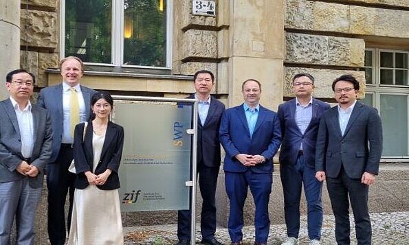 访问德国国际与安全事务研究所